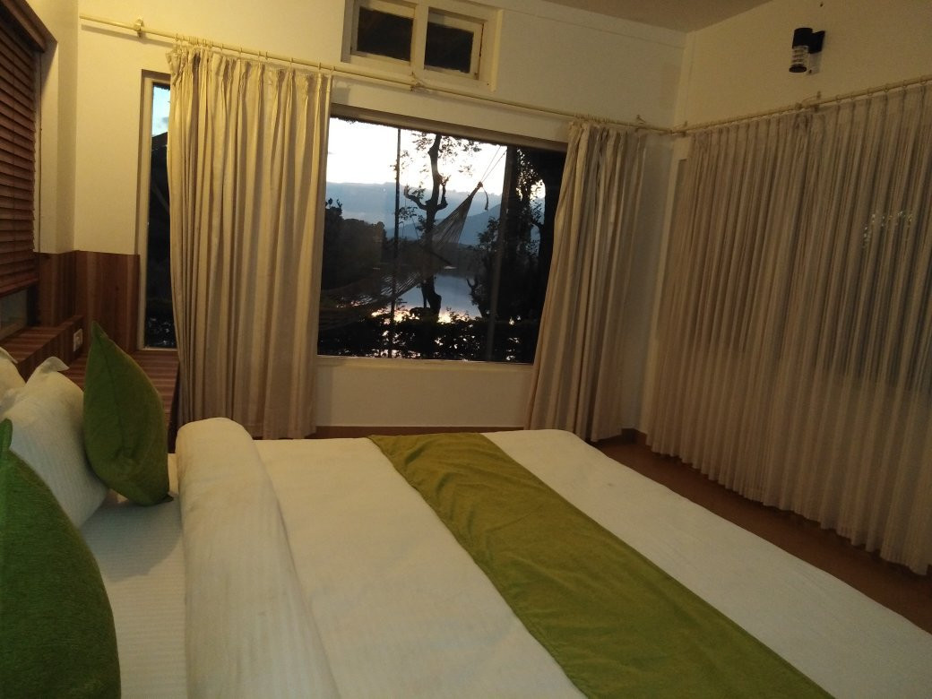 JJ Lake View Villas主图