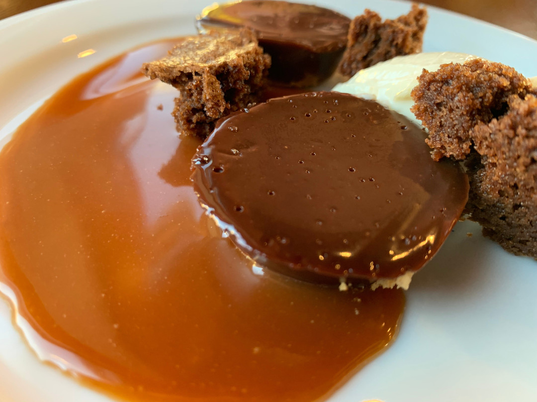 Graham Island餐馆和美食-Blacktail Restaurant