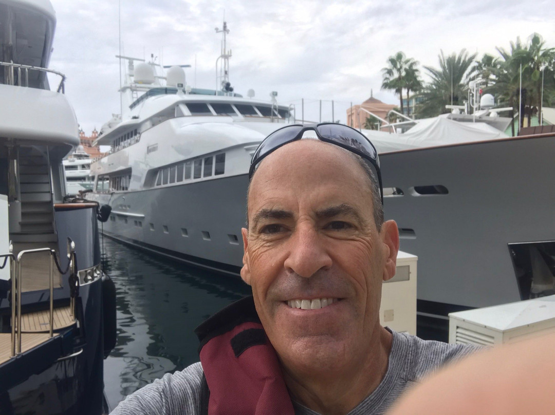 Paradise Island Beach Club主图