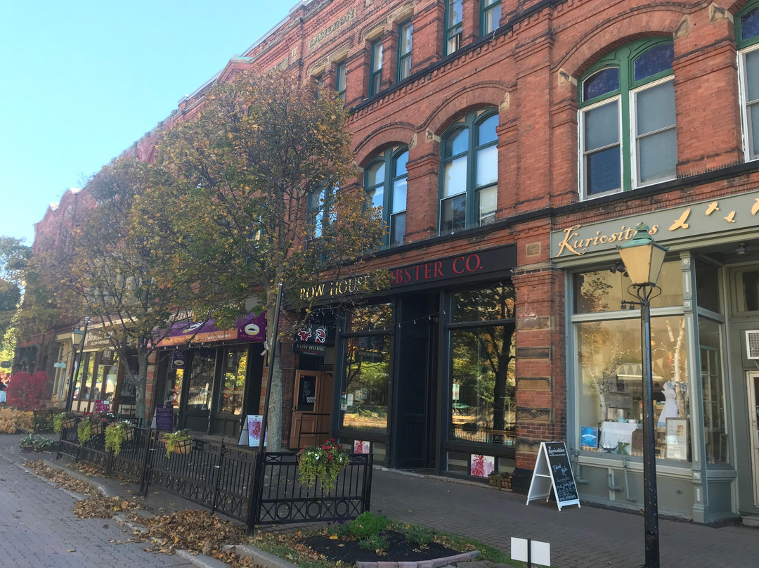 Victoria Row-夏洛特镇必去景点