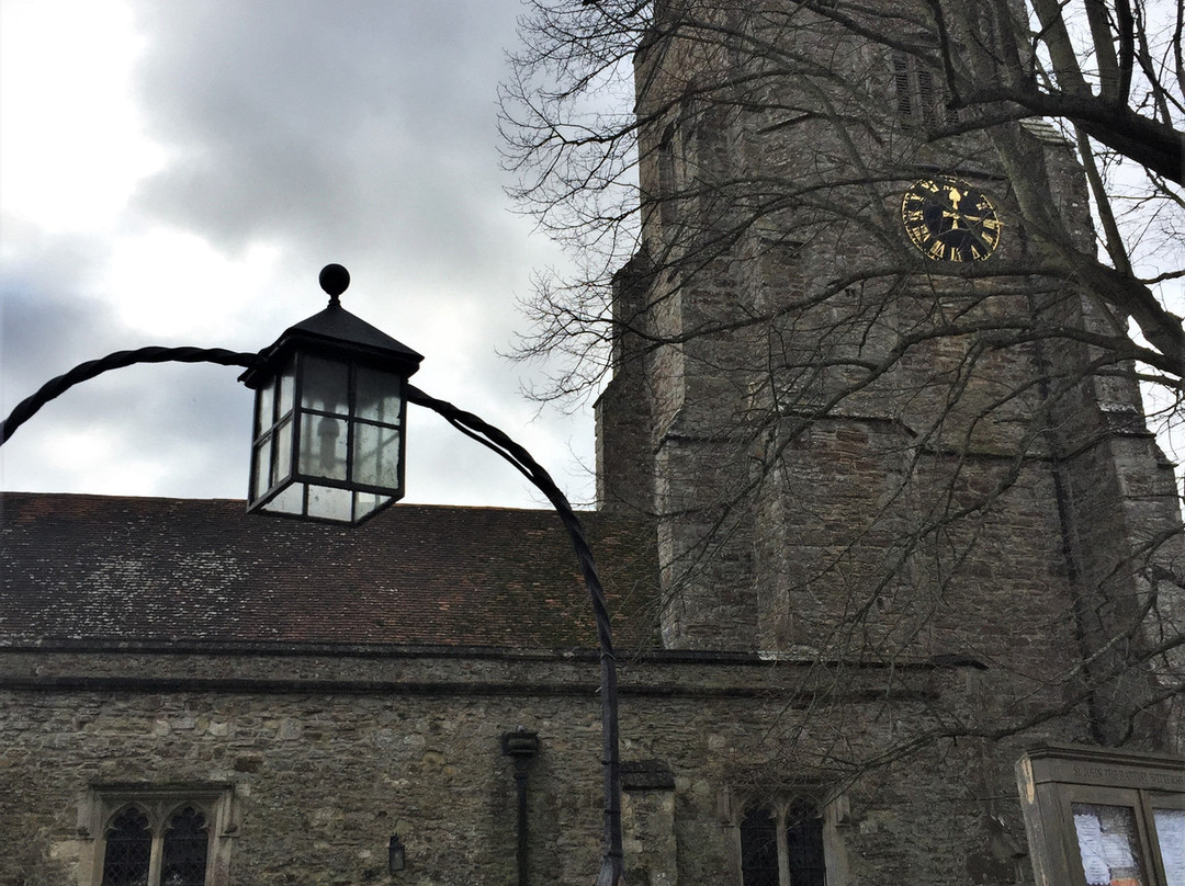 The Parish Church of St John the Baptist景点图片
