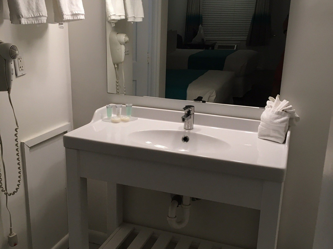 Regency Inn & Suites主图