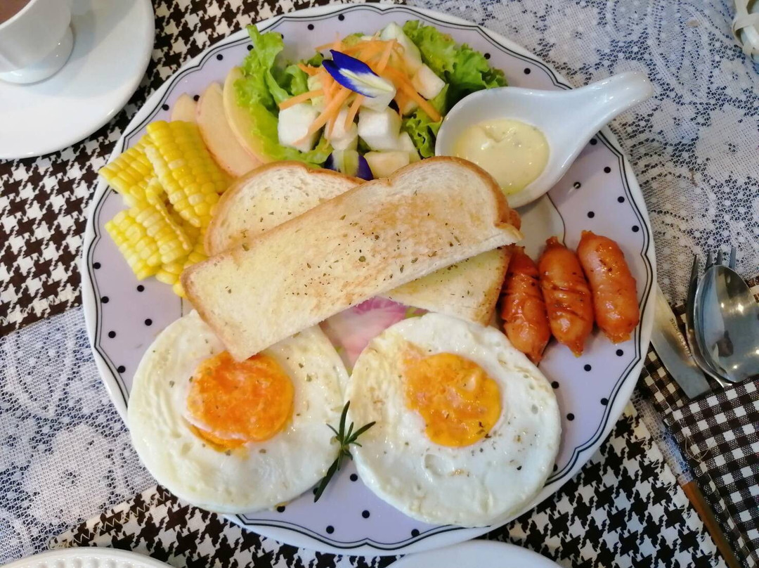 To the Moon Bed & Breakfast主图