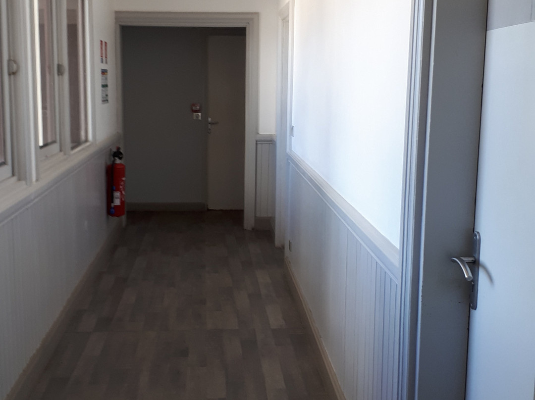 Hotel Bar Restaurant les Amandiers主图