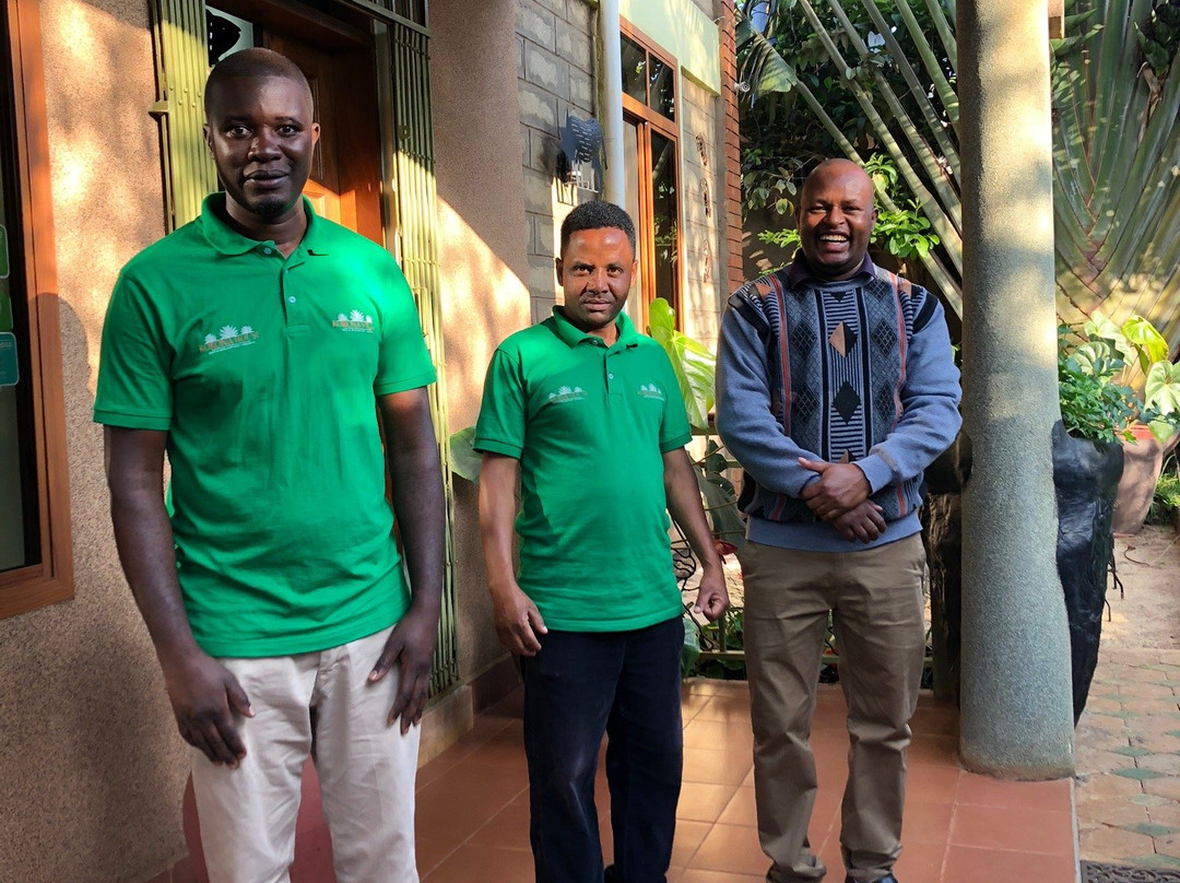 科罗纳酒店主图