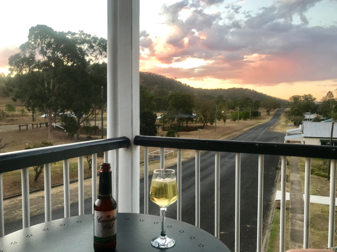 The Linville Hotel主图