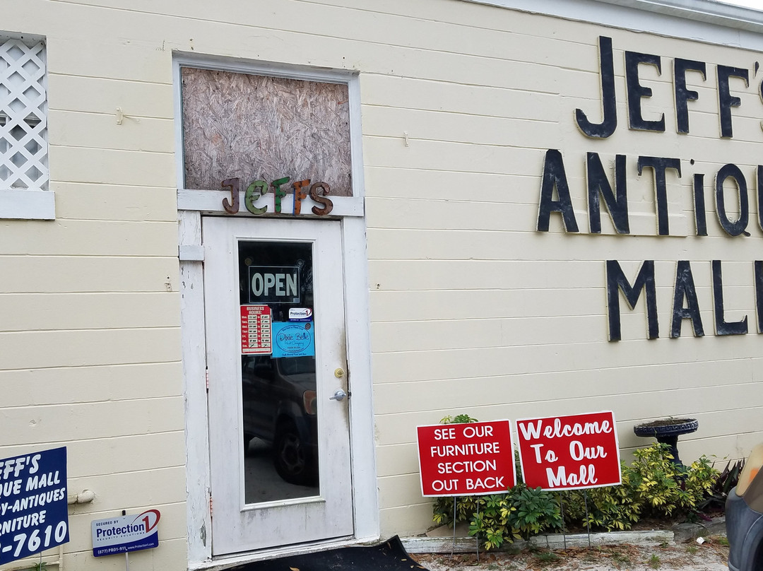 Jeff's Antique Mall景点图片