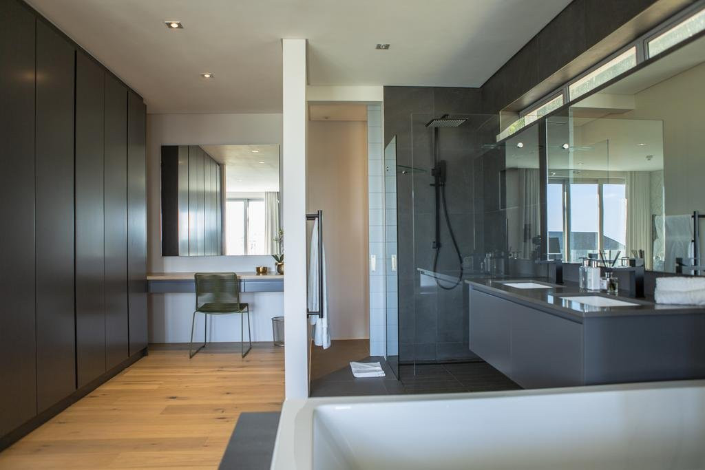 Elements Luxury Suites主图