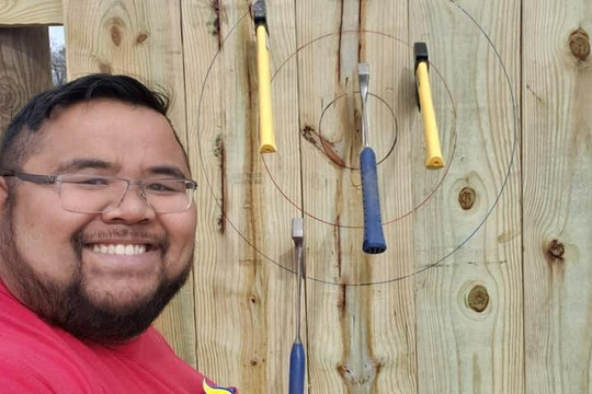 865 Axe Throwing-诺克斯维尔必去景点