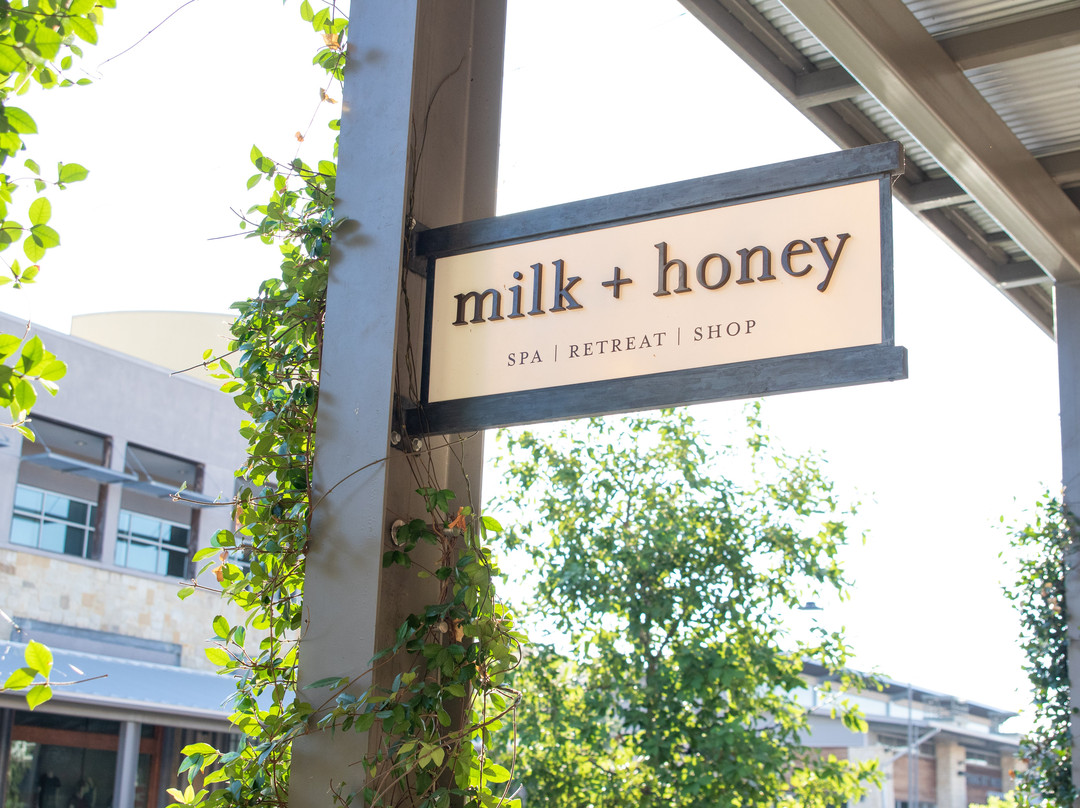 Milk and Honey Spa景点图片