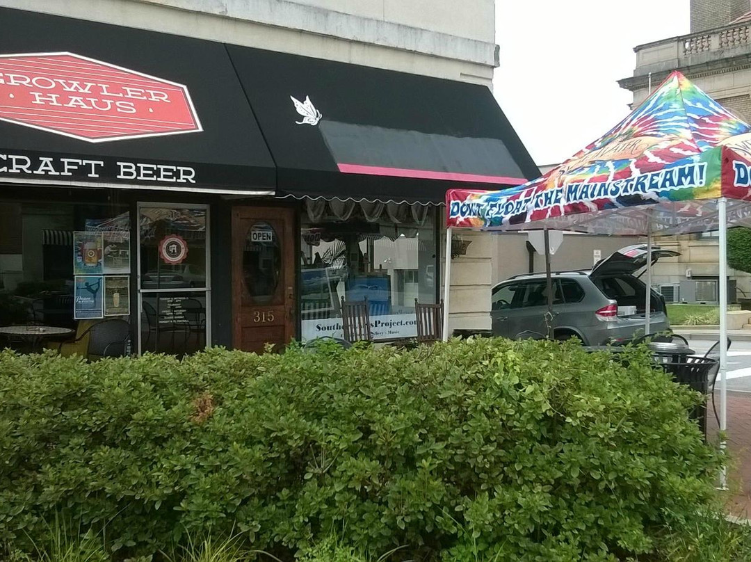 Belton旅游景点-Growler Haus