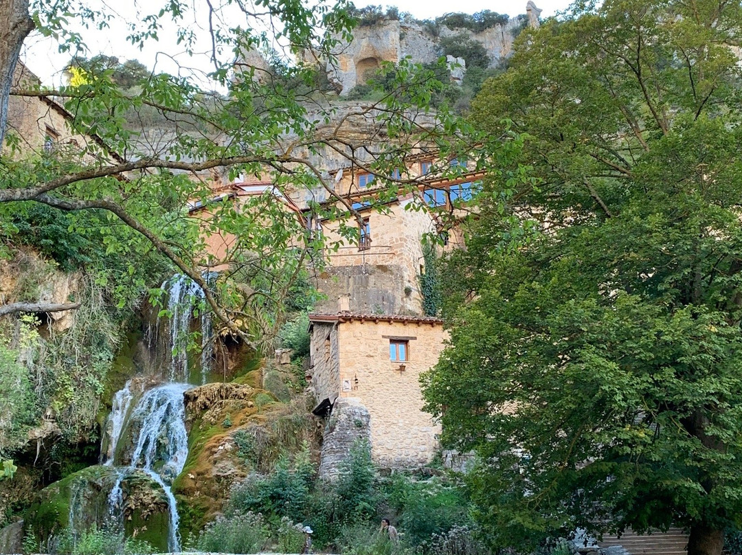 Cascada de Orbaneja景点图片