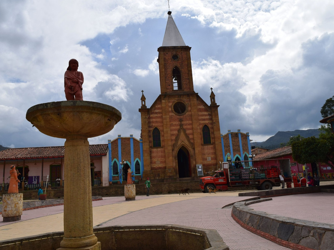 Plaza de Raquira景点图片