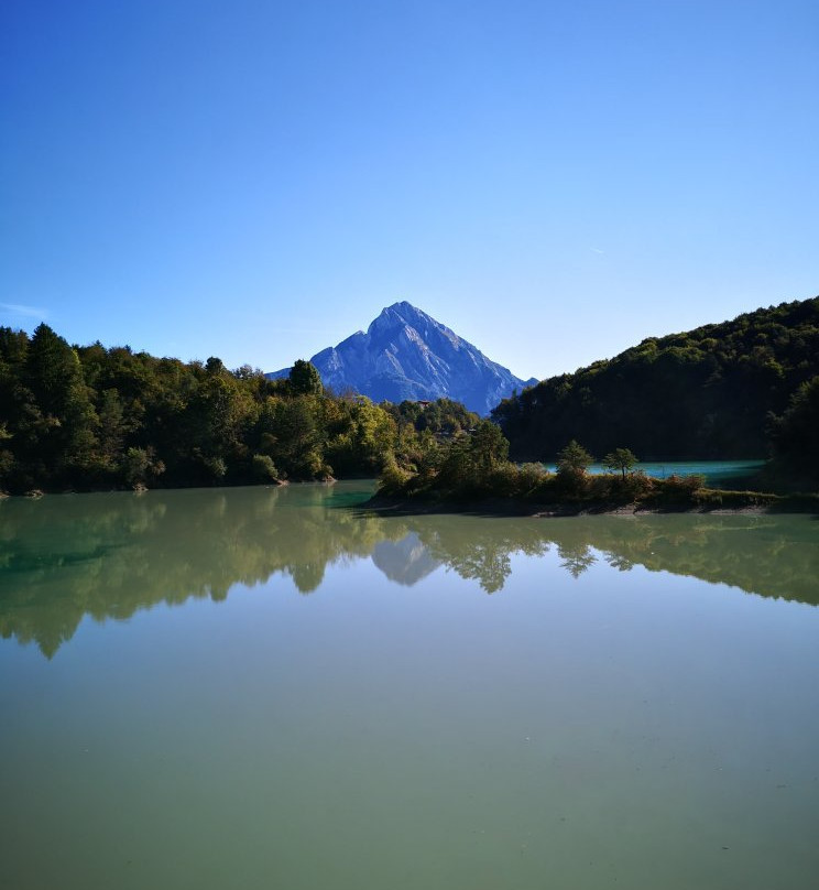 Lago di Verzegnis景点图片