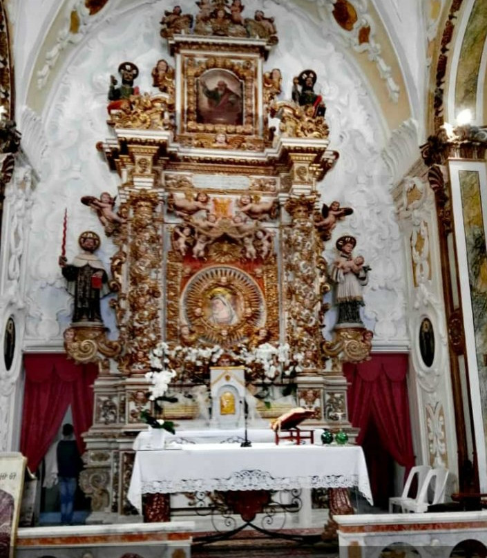 Santuario Madonna delle Grazie-Sanarica必去景点