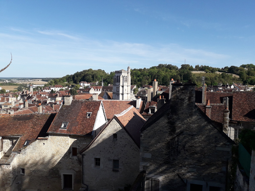 Eglise Saint-Pierre de Tonnerre景点图片