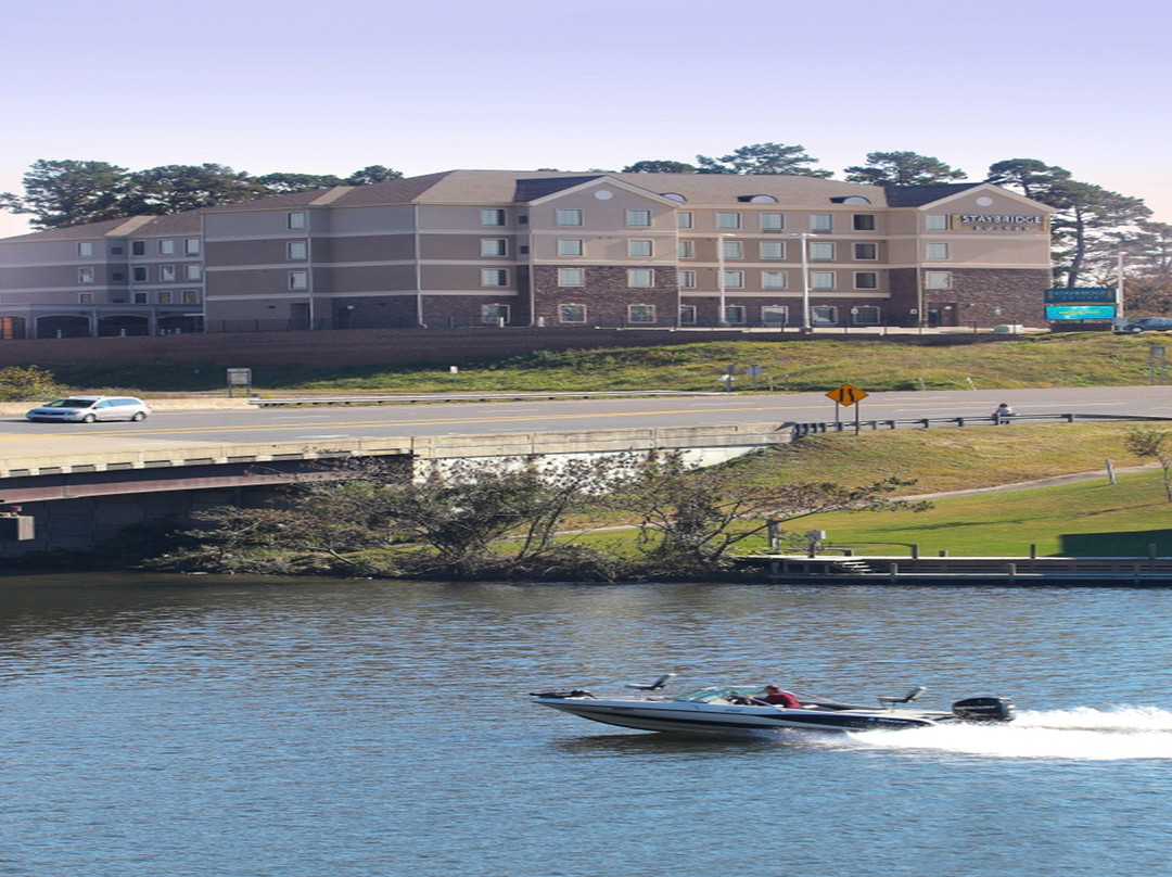 温泉驻桥套房酒店主图