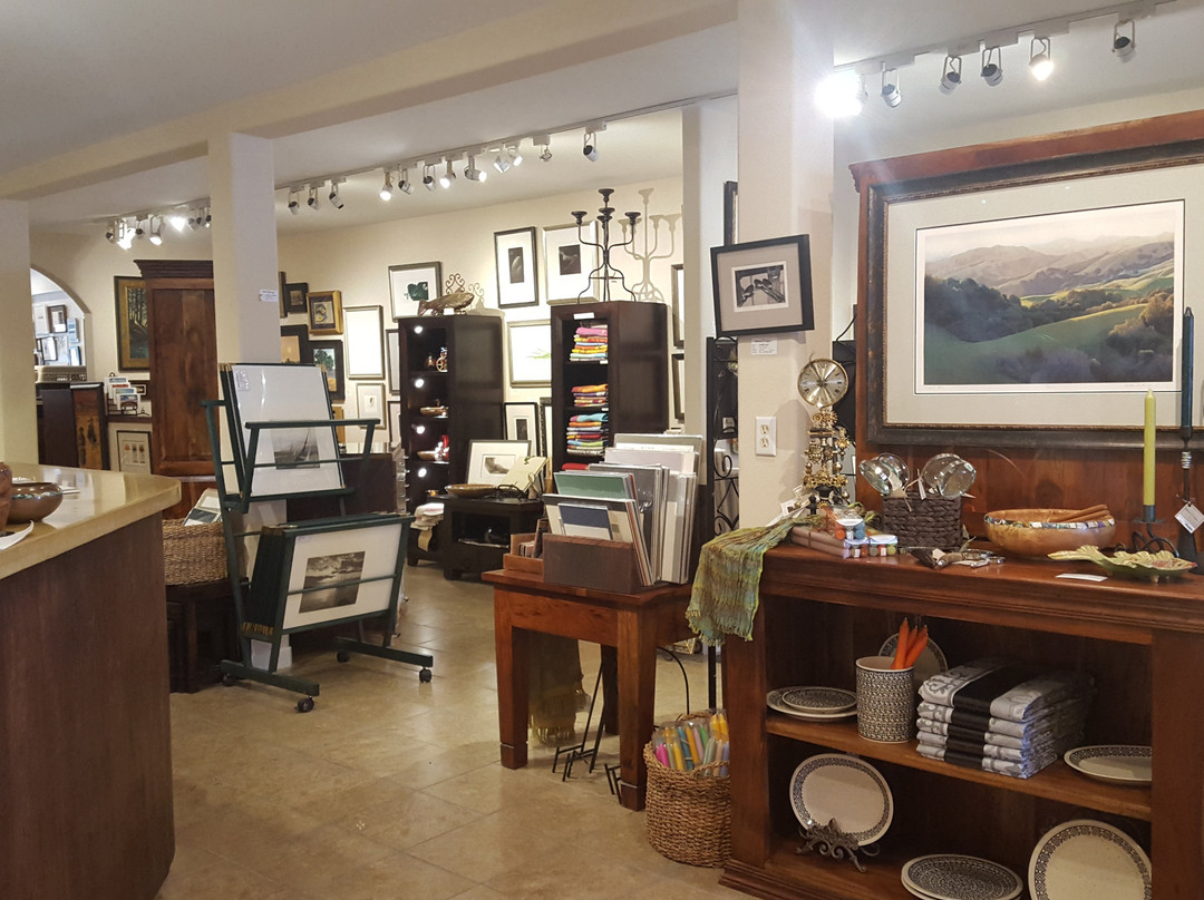 Mission Gallery Fine Art-坎布里亚必去景点