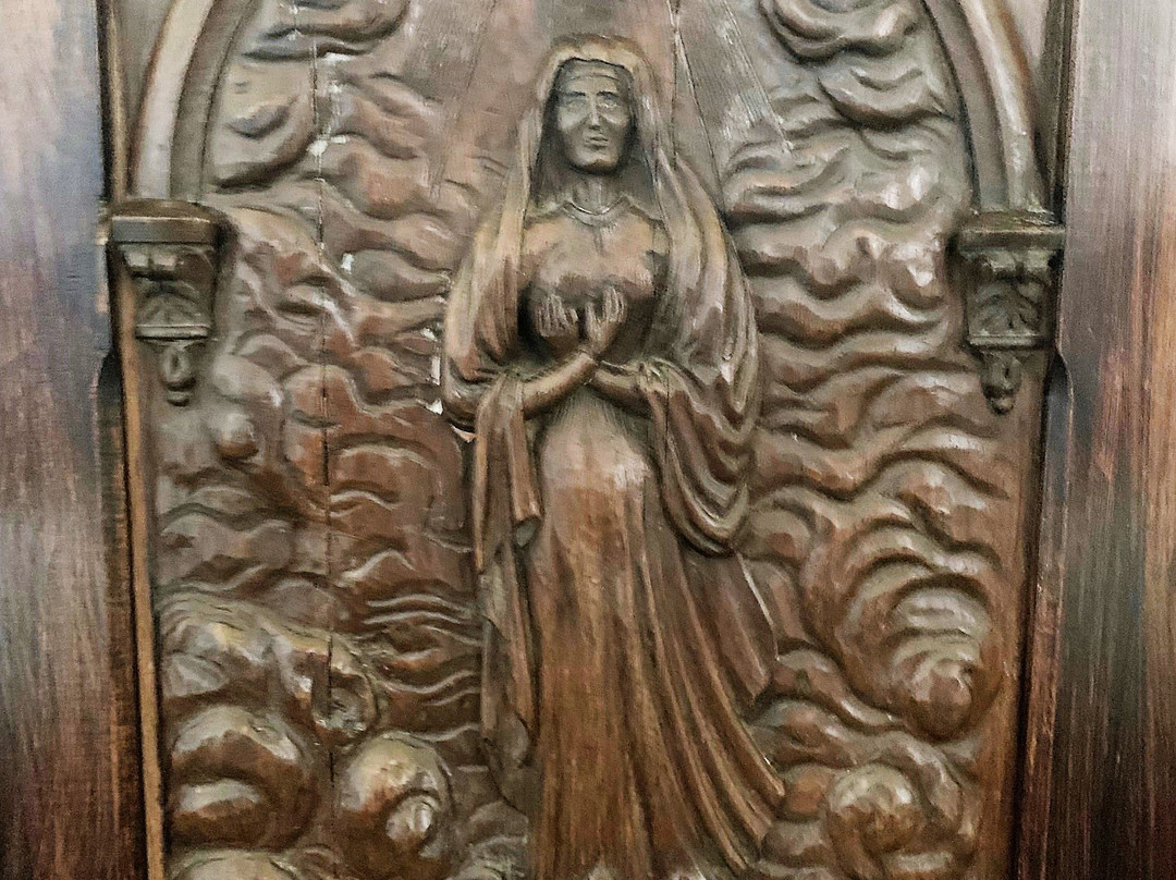 Eglise de l'Assomption de la Très-Sainte-Vierge-Bellac必去景点