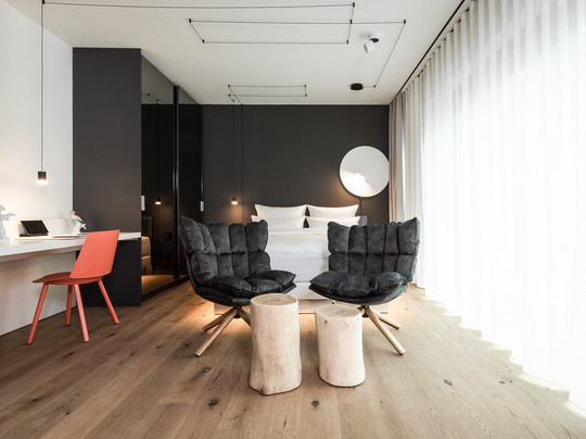 KPM Hotel & Residences