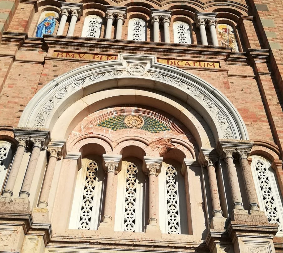 Chiesa B.V.M. Addolorata-Bardi必去景点