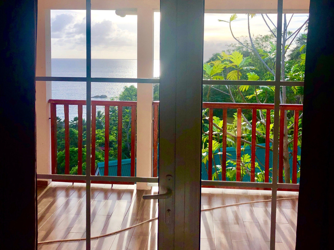 Glacis Heights Villa主图