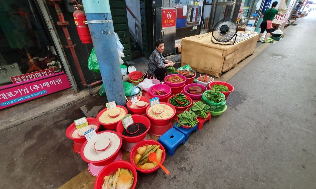 Tong Bok Market景点图片