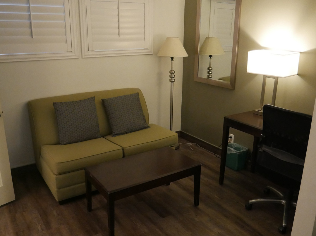 Hi View Inn & Suites主图