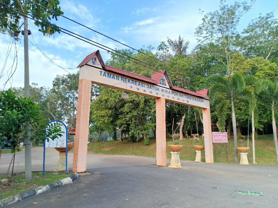 Datuk Wira Poh Ah Tiam Machap Recreational Park