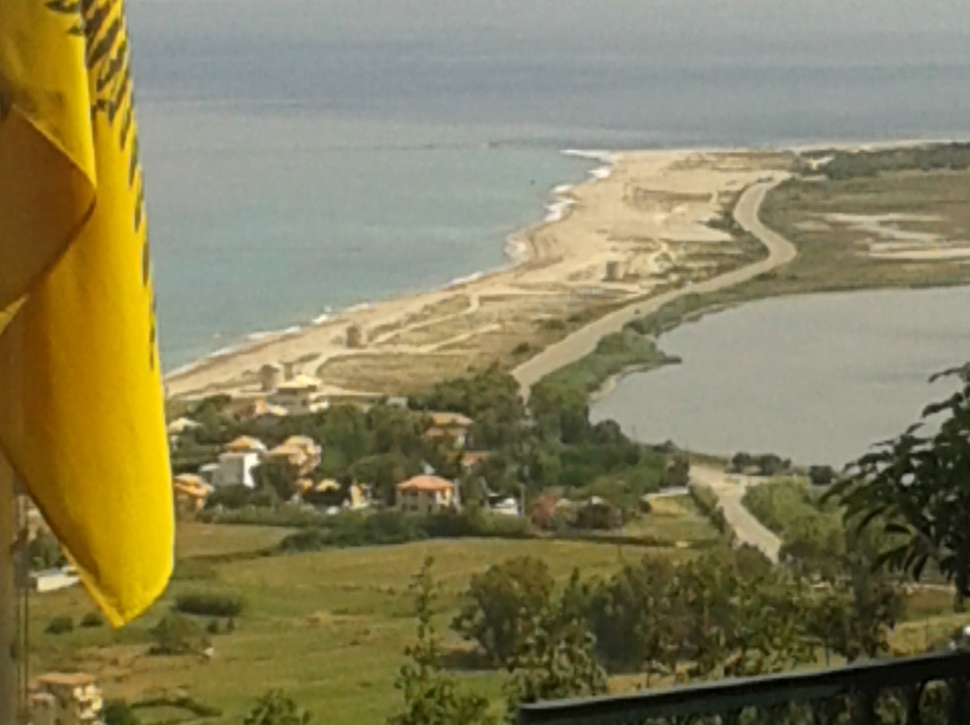 Lefkada Monastery οf Faneromeni景点图片