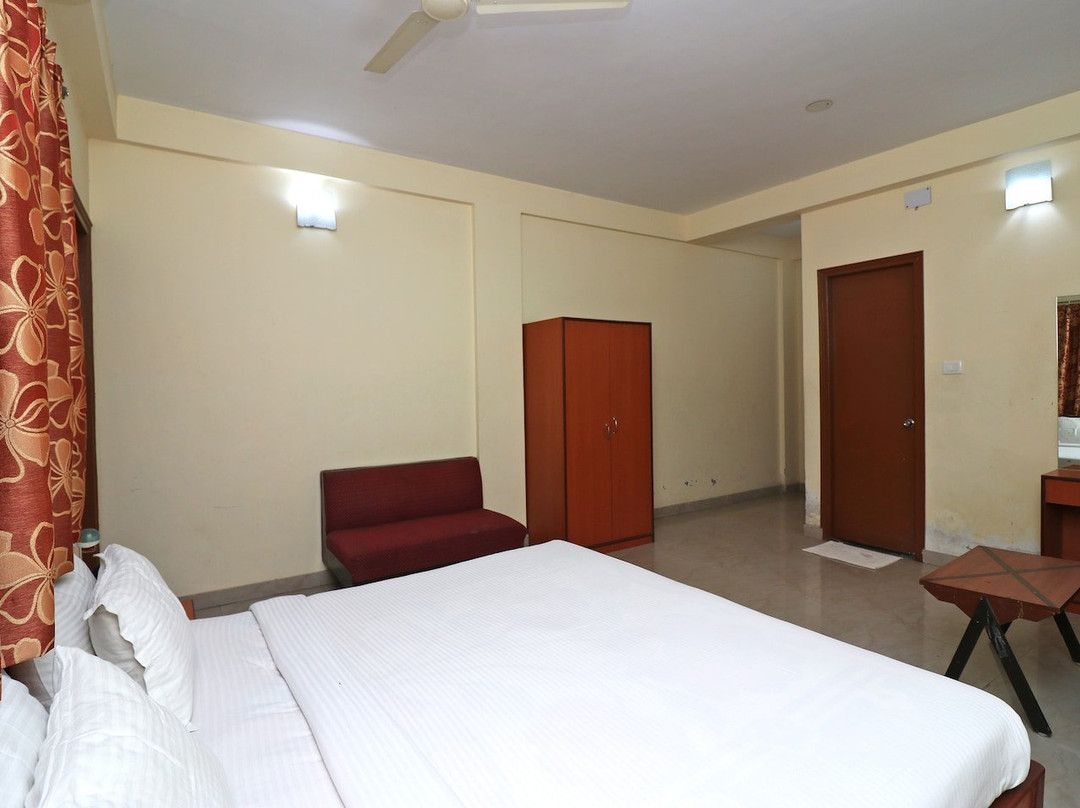 SPOT ON 36099 United-21 Beach View主图