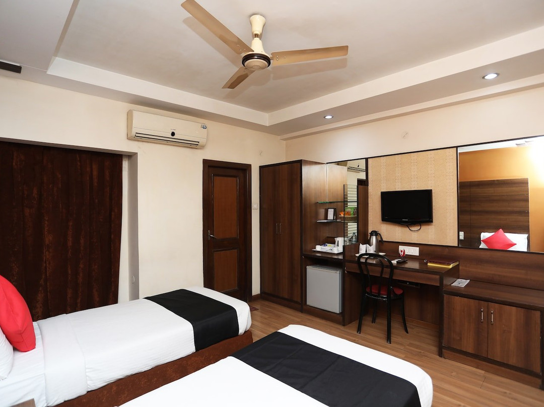 Capital O 36426 Brindaban主图