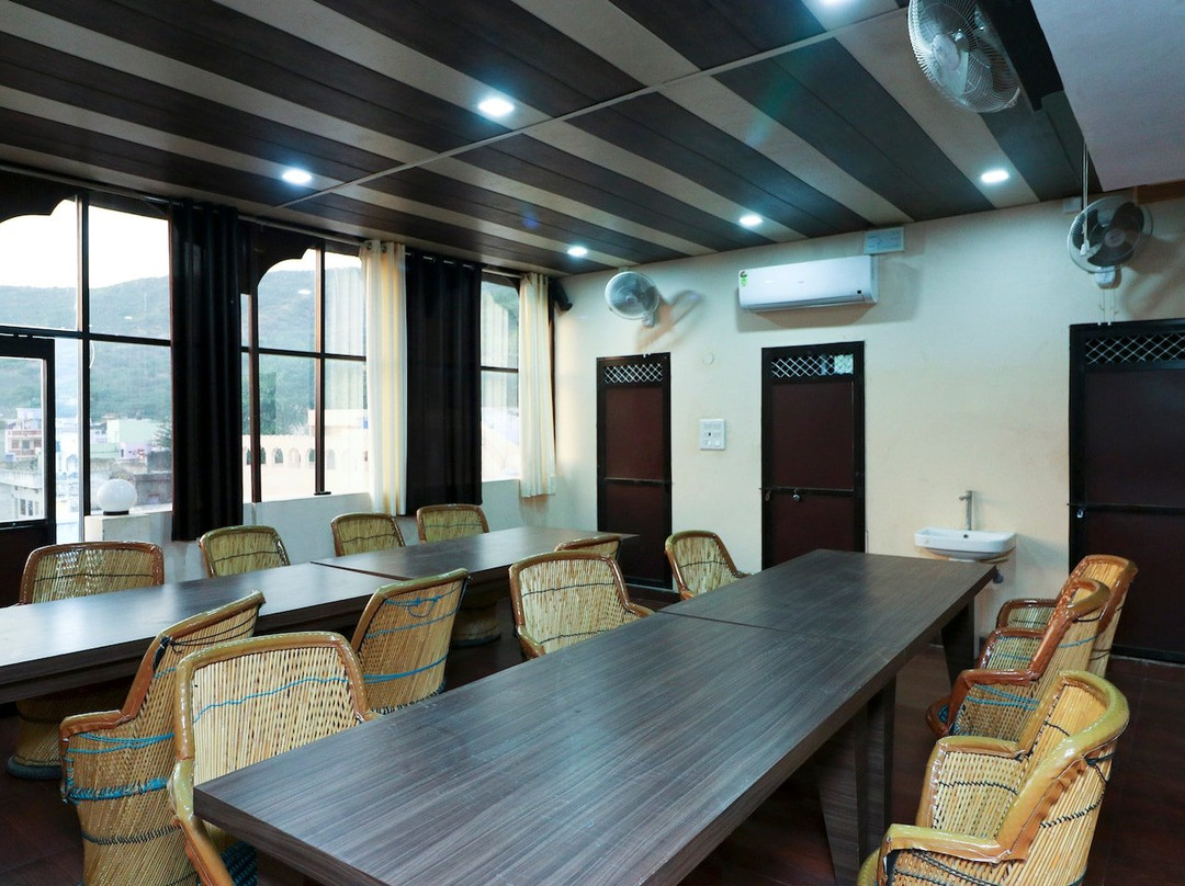 OYO 24145 Haveli Amar Niwas主图