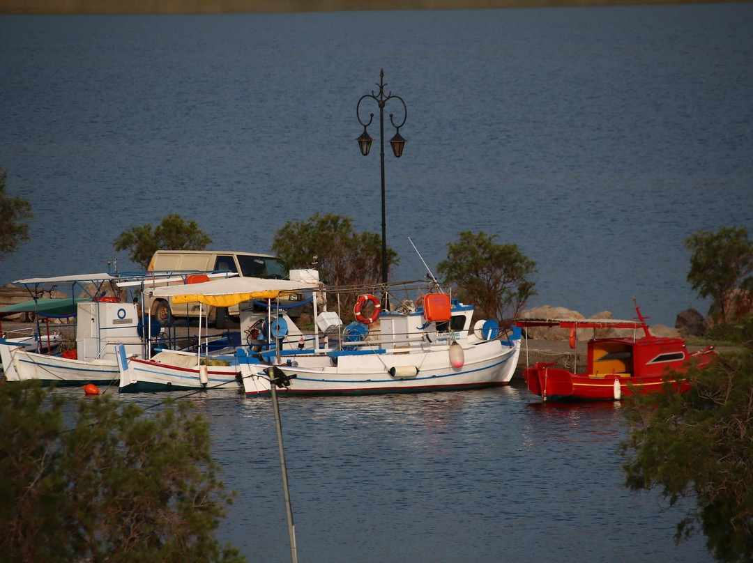 特洛卡德罗酒店主图