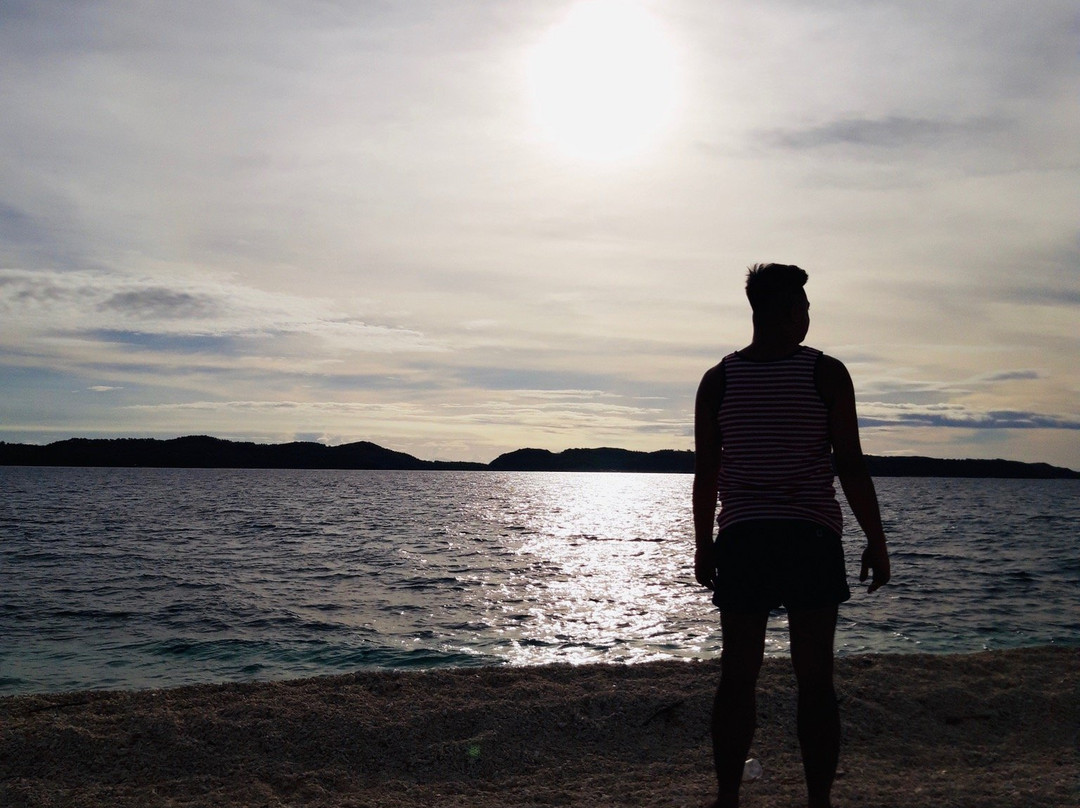 Sombrero Island-Burias Island必去景点