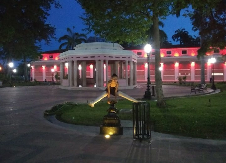 Plaza Bolivar景点图片
