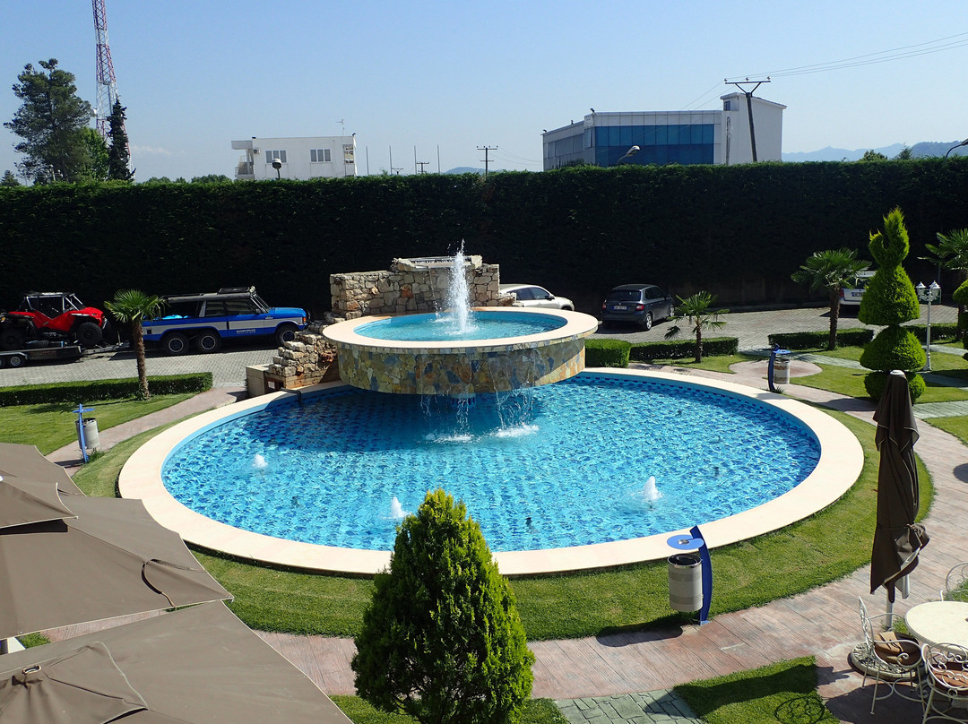 Airport Hotel Tirana主图