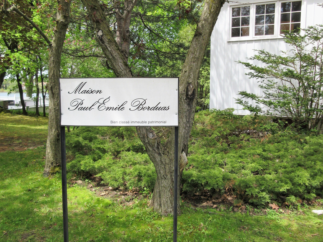 Maison Paul-Emile Borduas-Mont-Saint-Hilaire必去景点