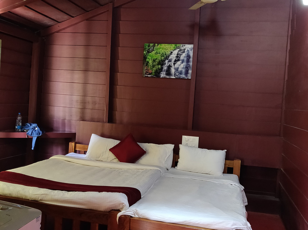 La Flora Prakruth Resort主图