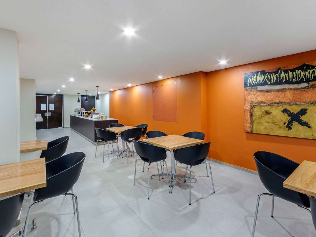 圣路易斯波托西舒适酒店主图