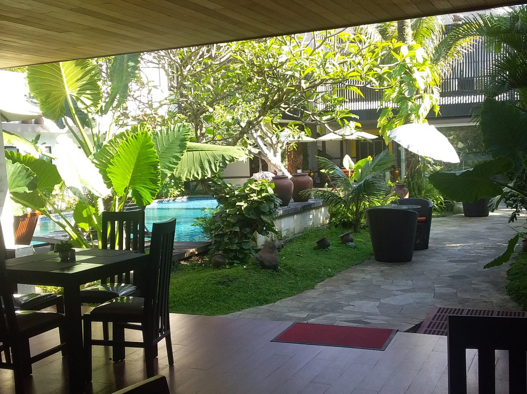 Aliyana Hotel & Resort主图