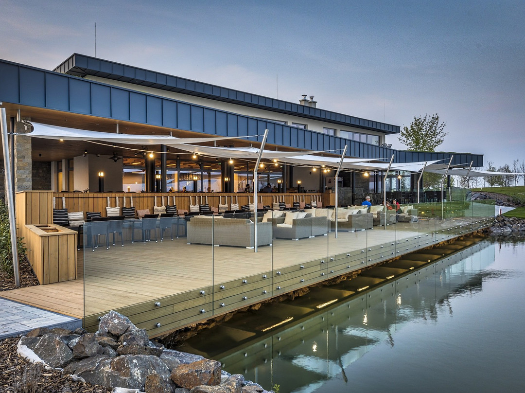 Kostolna pri Dunaji餐馆和美食-19th HOLE RESTAURANT