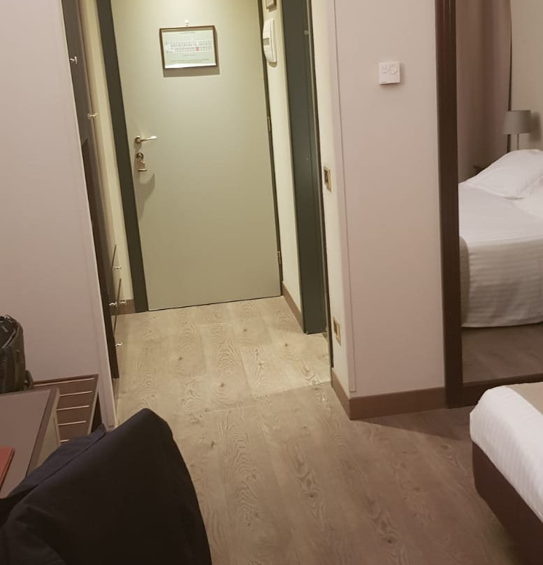 莫泰阿斯科特酒店主图