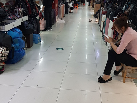 七浦路服装批发市场-上海市必去景点