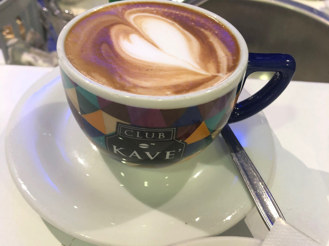 Porano旅游景点-Blue Bar