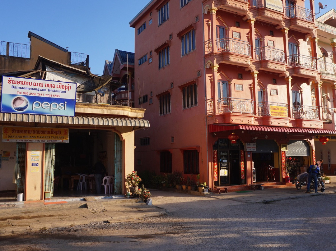 Bounhom Guest House