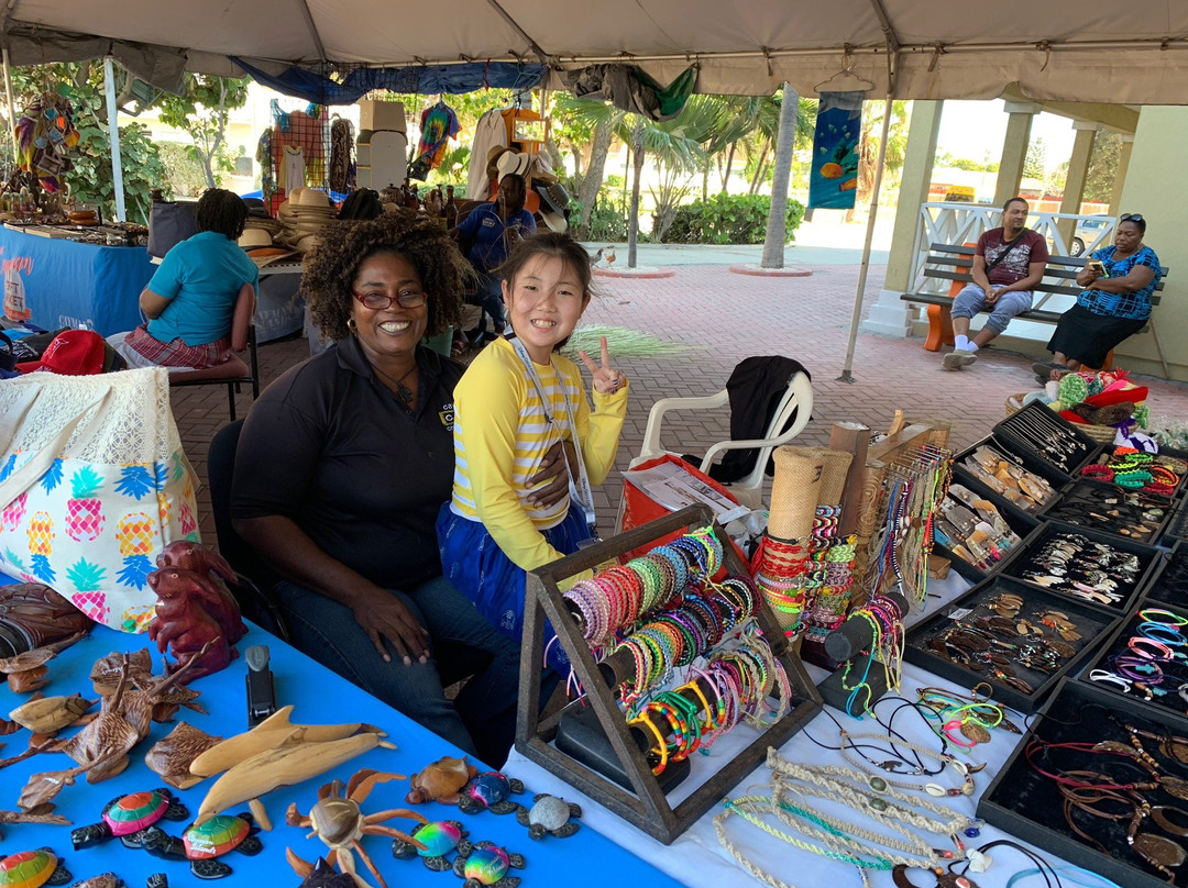 Cayman Craft Market-乔治城必去景点