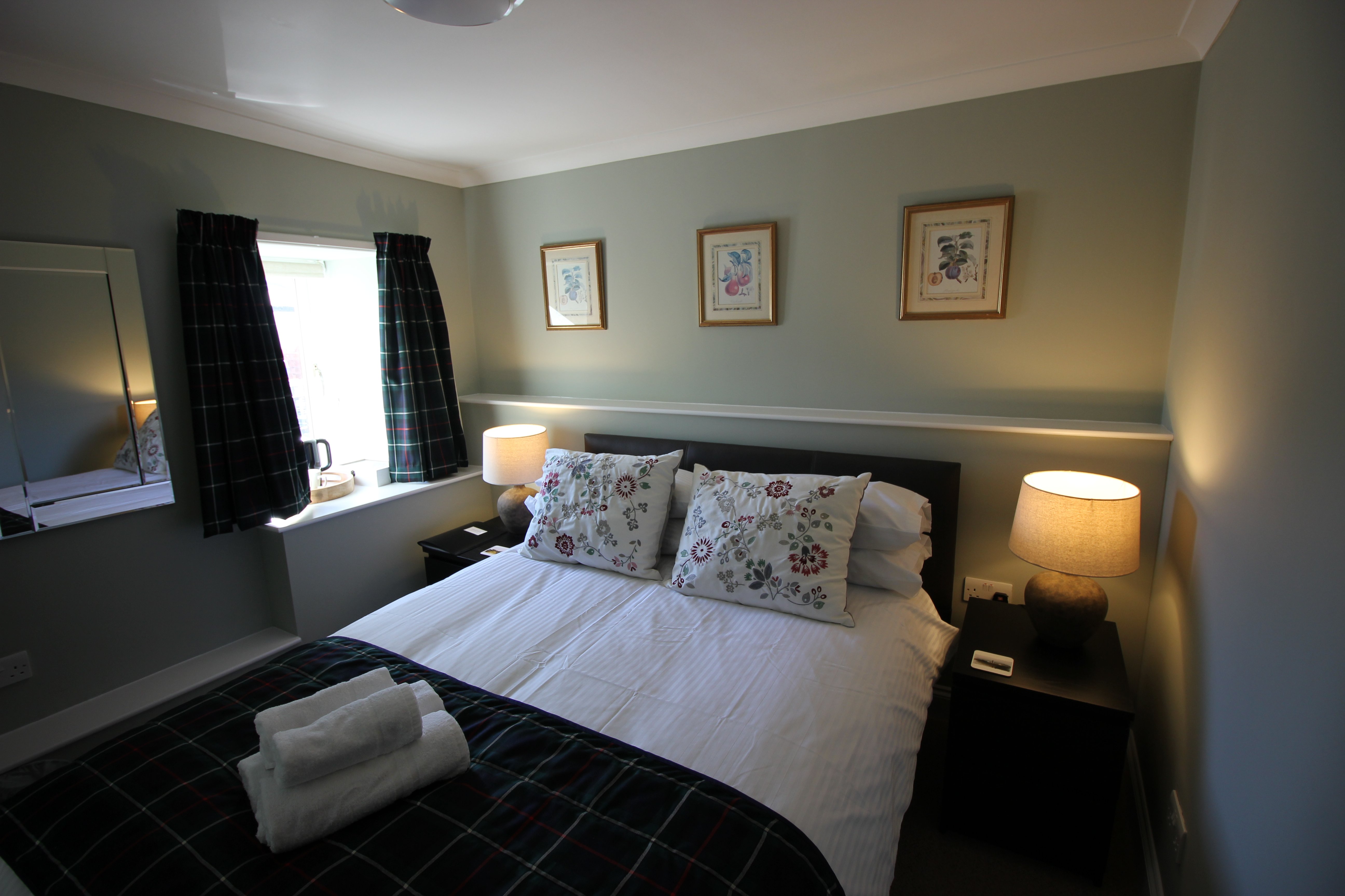 Tarbert House-官方