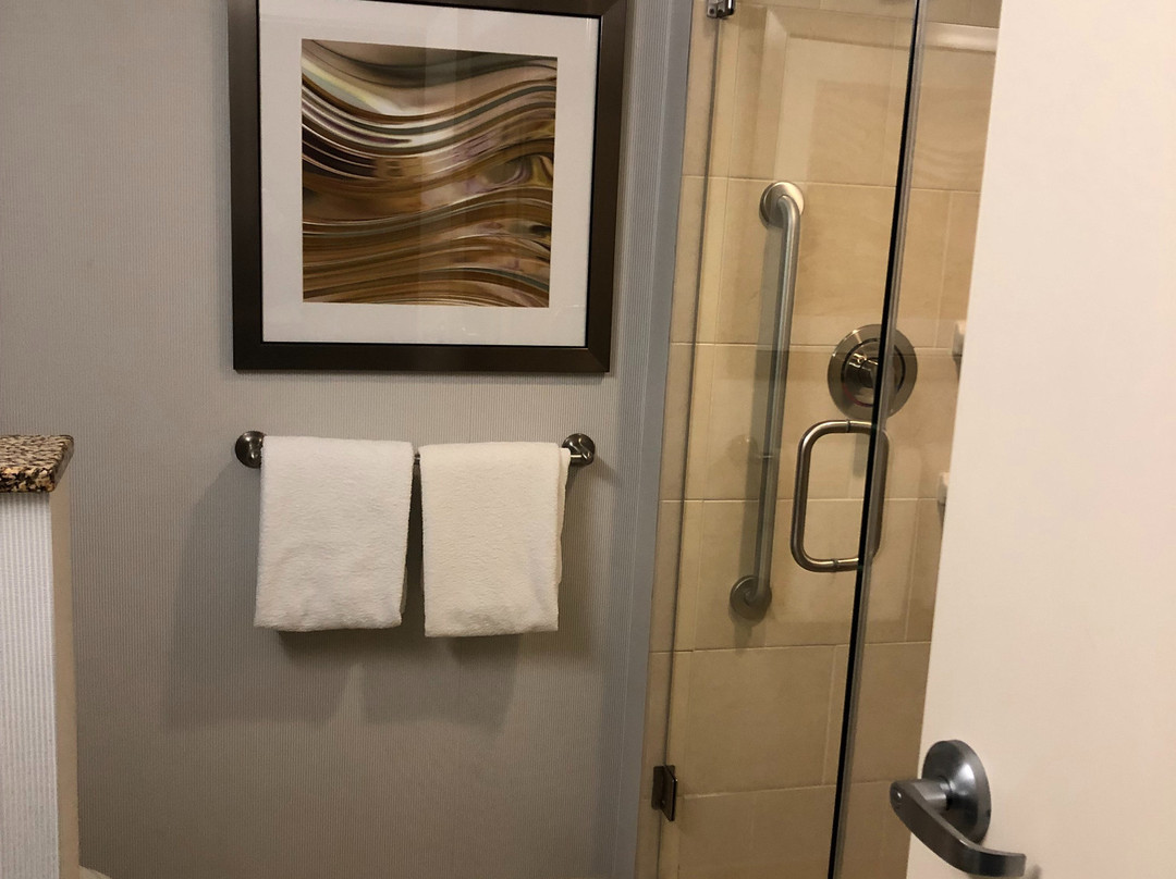 Courtyard by Marriott Greensboro Airport主图