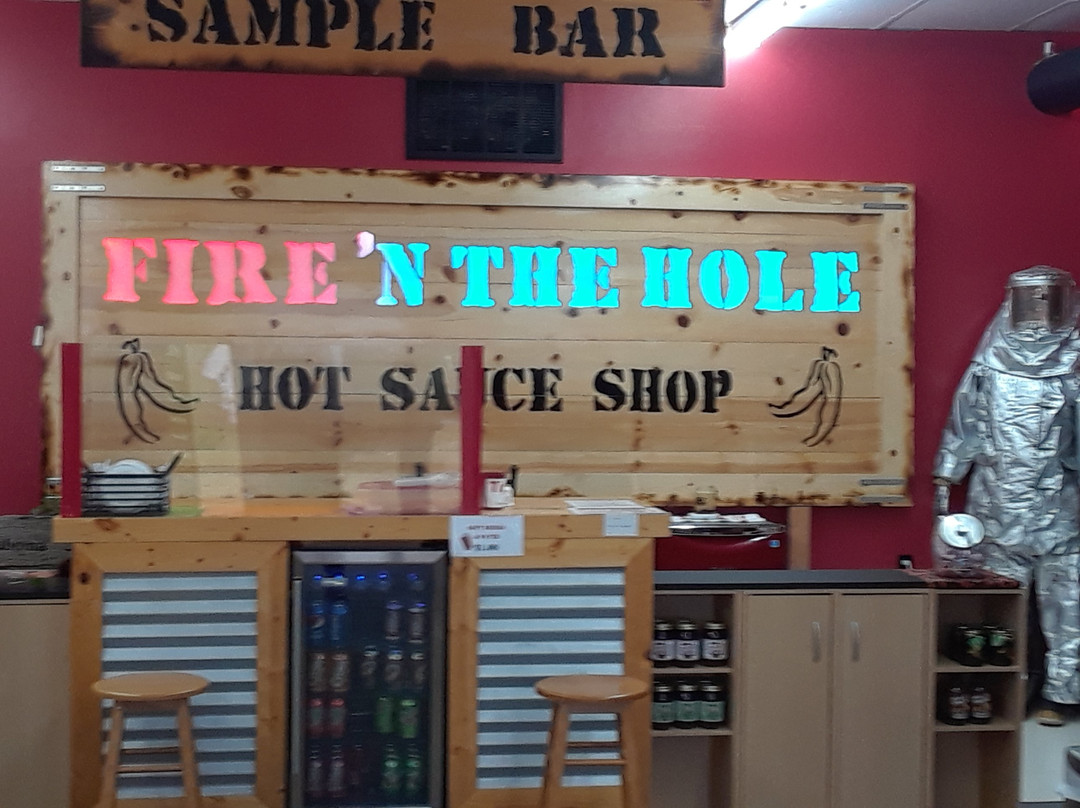 Fire 'N The Hole景点图片